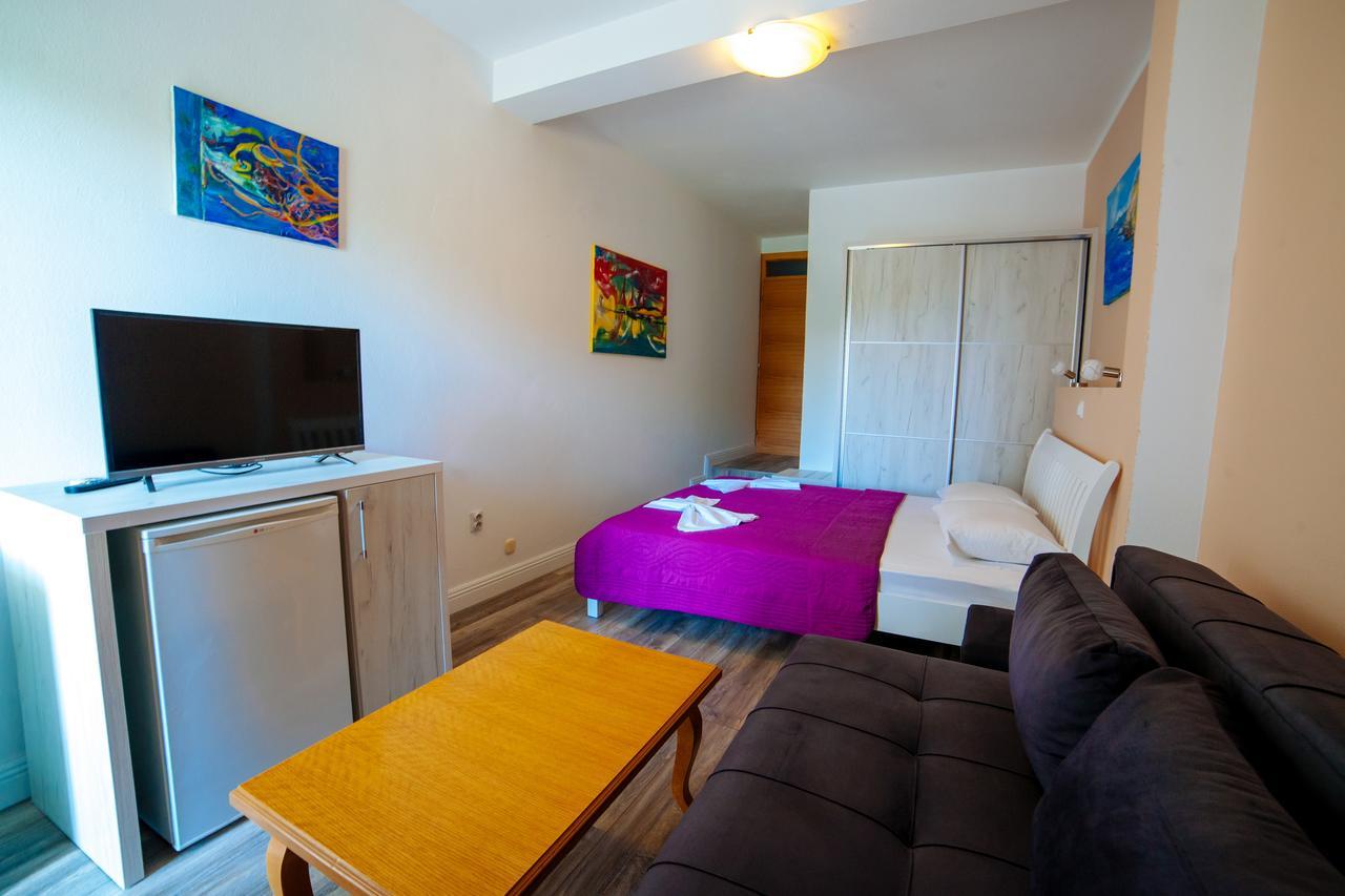 Apartments Art Улцинь Экстерьер фото