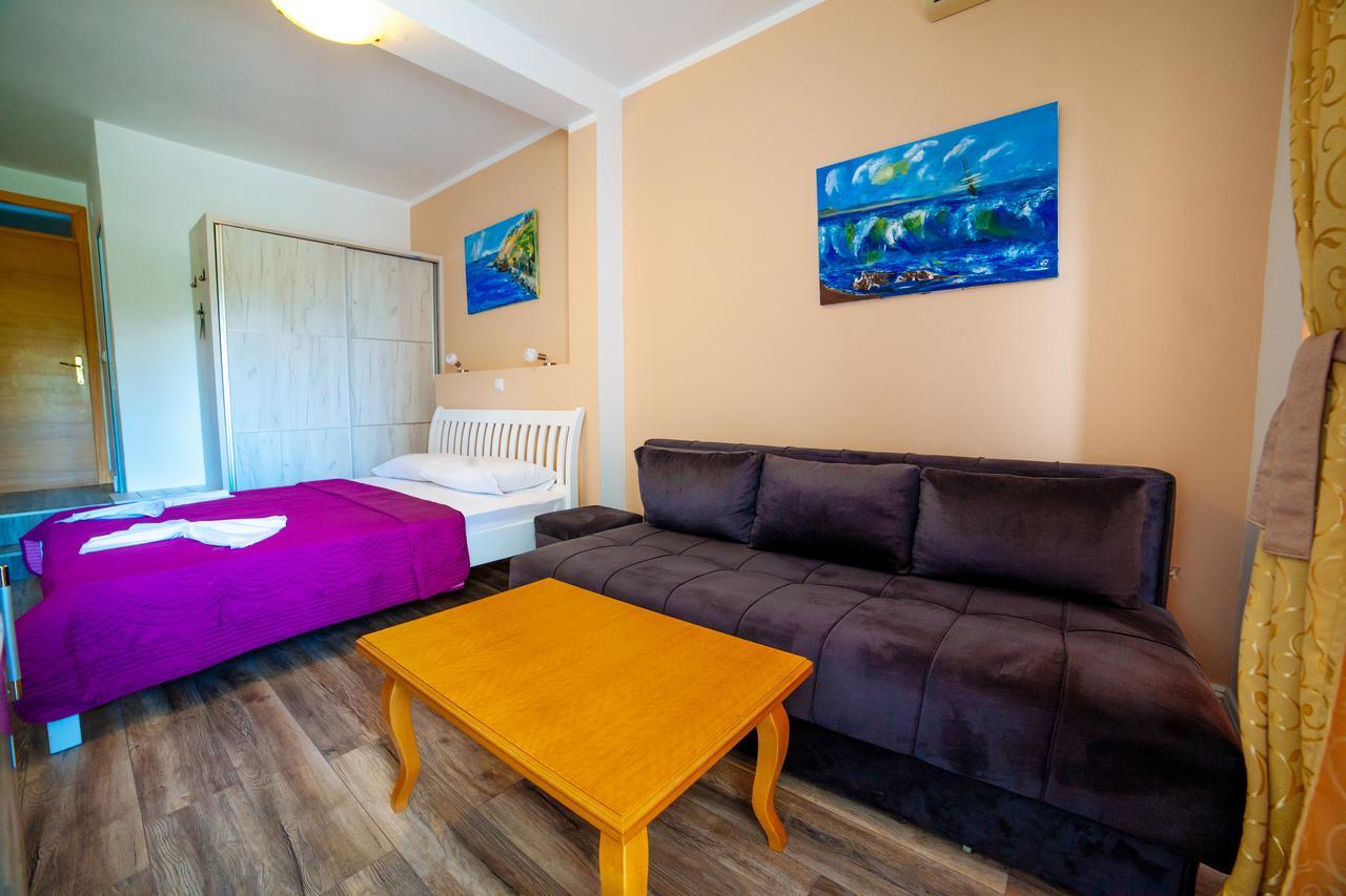 Apartments Art Улцинь Экстерьер фото