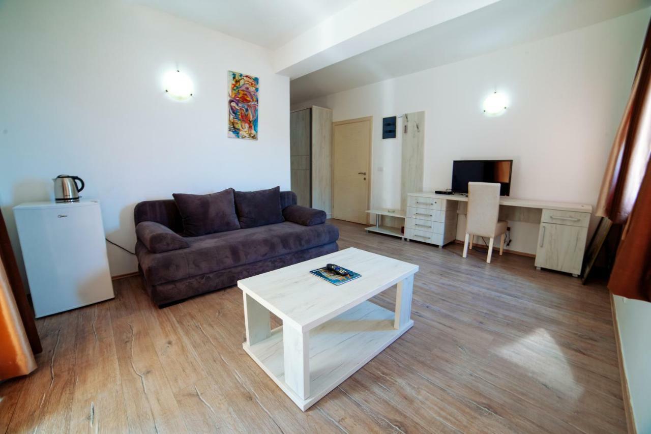 Apartments Art Улцинь Экстерьер фото
